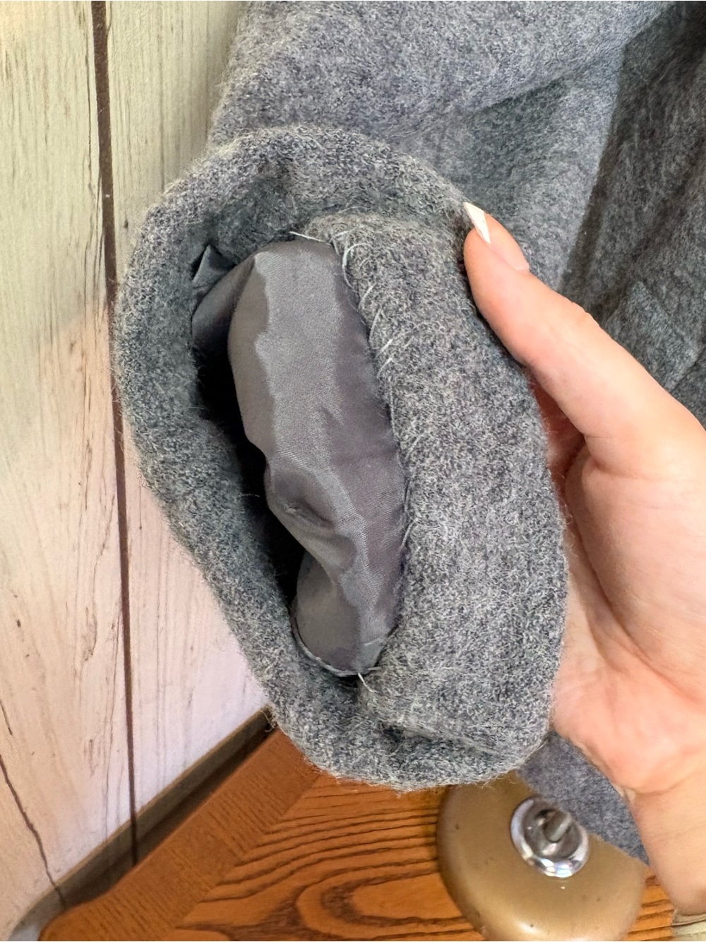 Women's Gray Pea Coat with Textured Collar - Picture 5 of 7